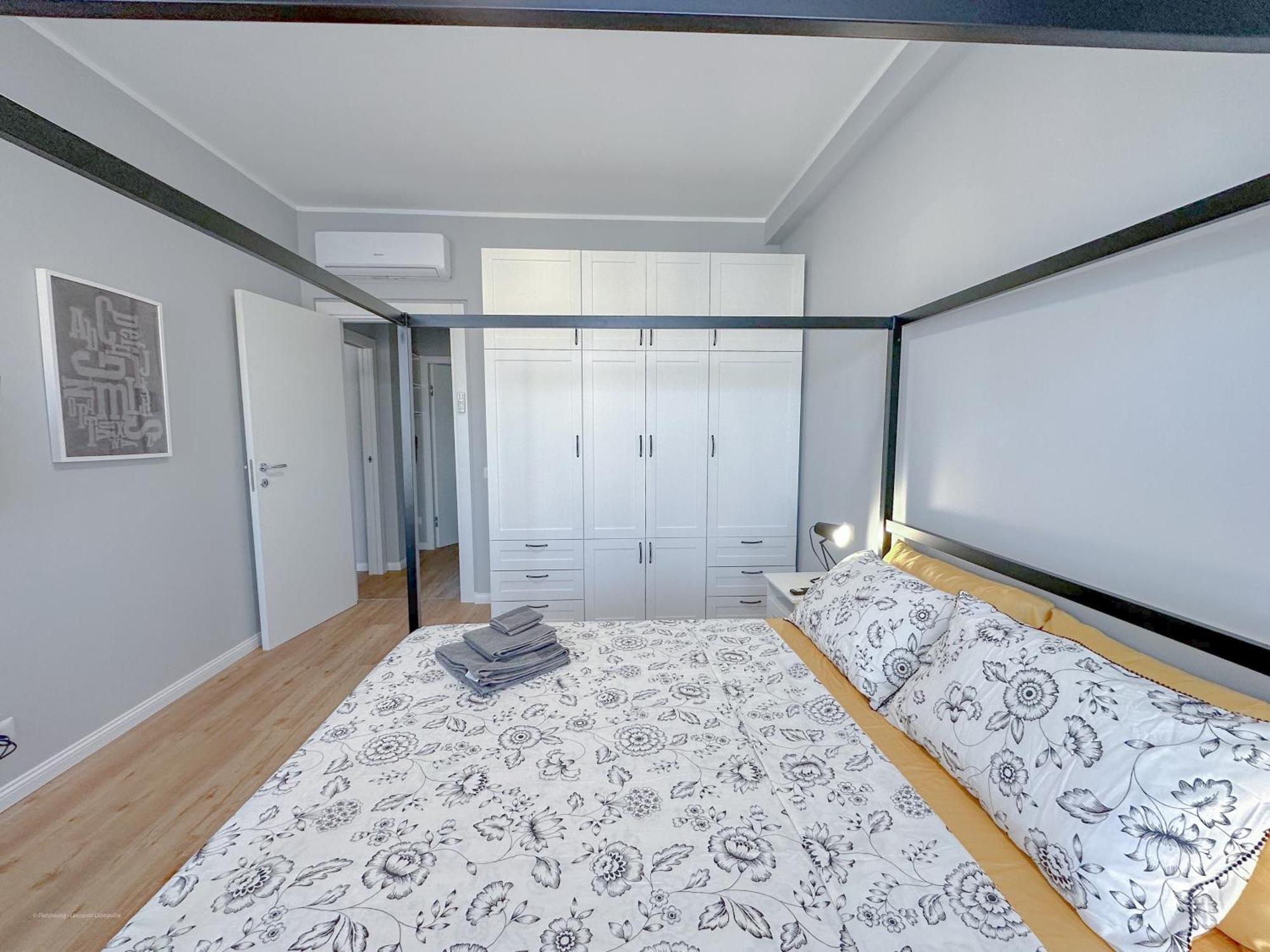 Torre 24 - Luxury Naviglio Suite Mediolan Zewnętrze zdjęcie